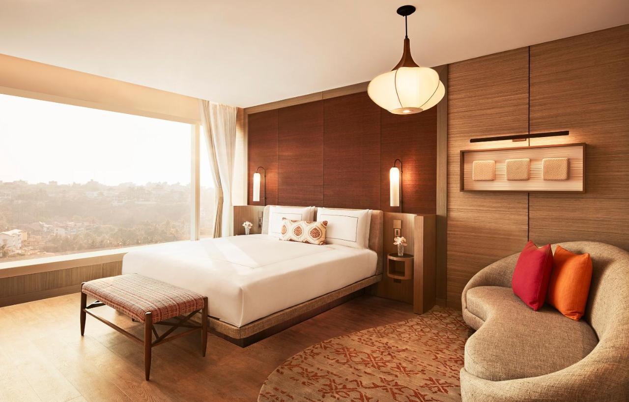 Taj Cidade De Goa Horizon, Goa Pangim Exterior foto A bedroom at the Taj Mahal Palace